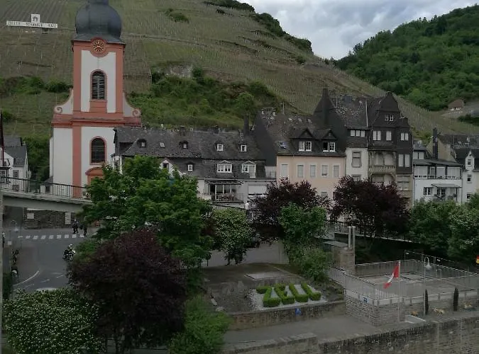 Winzerstrasse * Zell